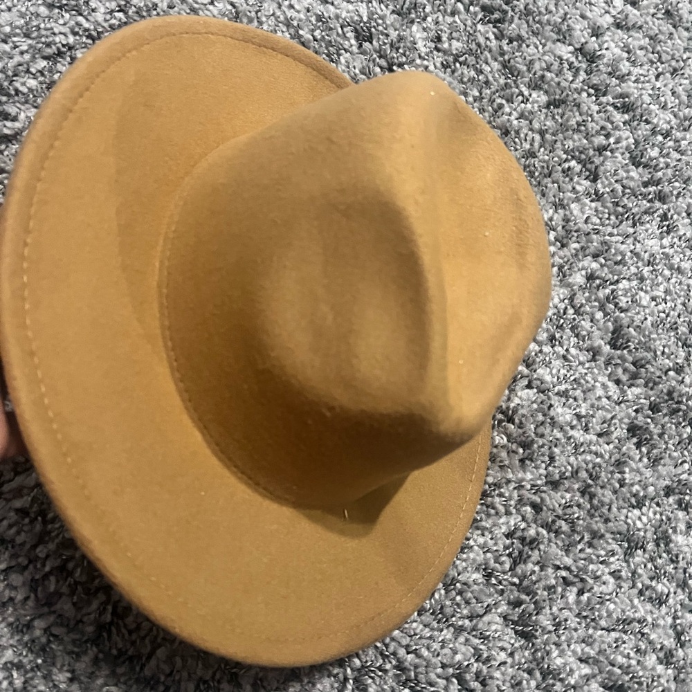 Stylish Tan Fedora Hat